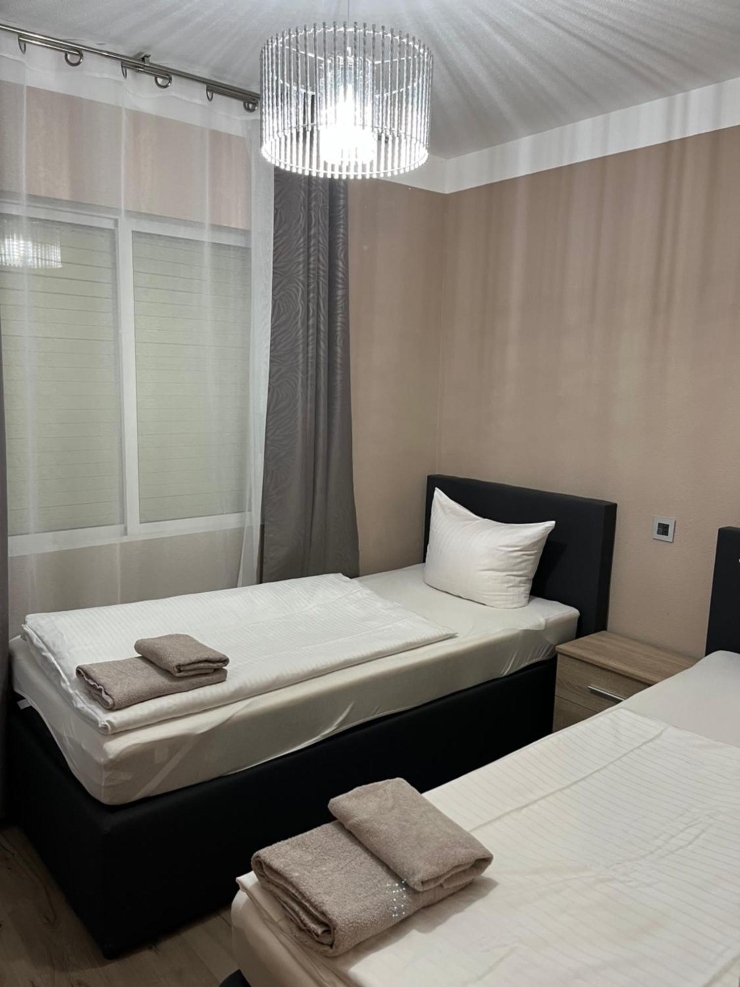 Villa Nadiya App Pool, Parking Τορεβιέχα Εξωτερικό φωτογραφία