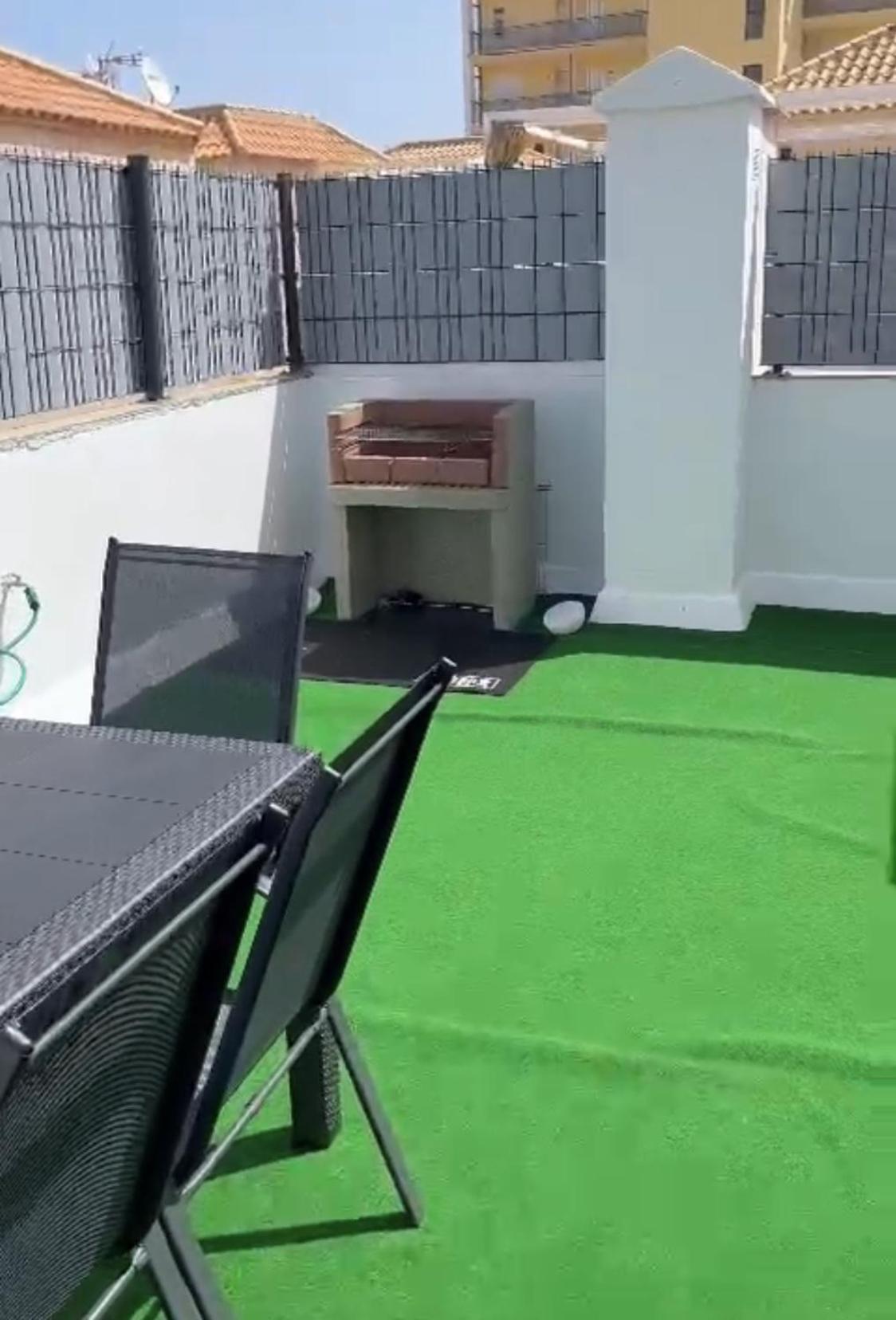 Villa Nadiya App Pool, Parking Τορεβιέχα Εξωτερικό φωτογραφία
